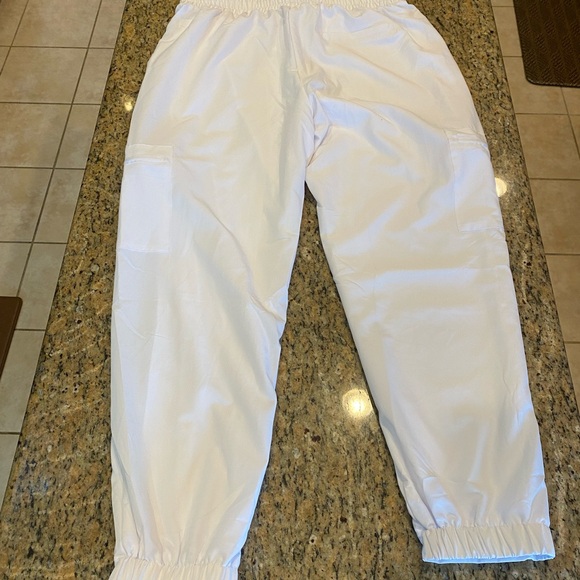 White CALI Sport Jogger Sweatpants - Picture 3 of 10